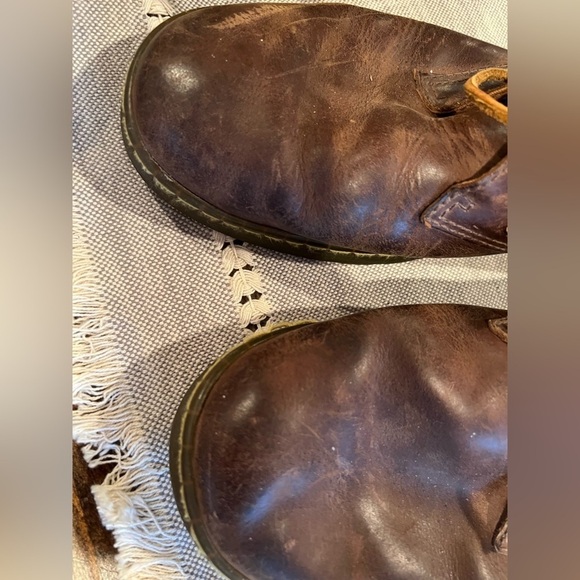 Dr. Martens Cabrillo Brown Leather Men\'s Shoes, size 11, preowned condition. main image 5